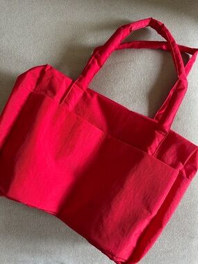 BAGGU Candy Apple Red Cloud Carry On